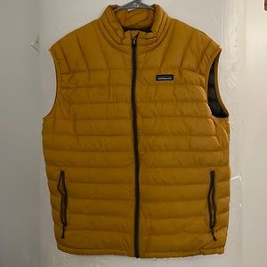 Patagonia Mens down puffer vest sz. L